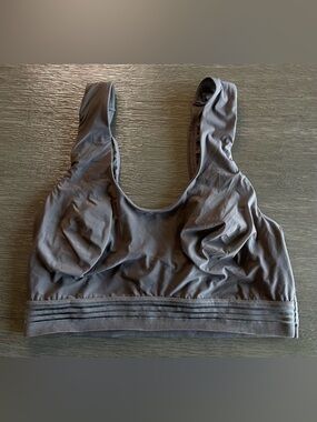 Le Mystére Sports Bra Charcoal Grey Basic Straps Mesh Band M